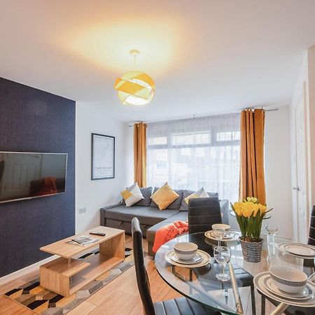 City Centre-Free Parking-2Mins From Station Canterbury Bagian luar foto