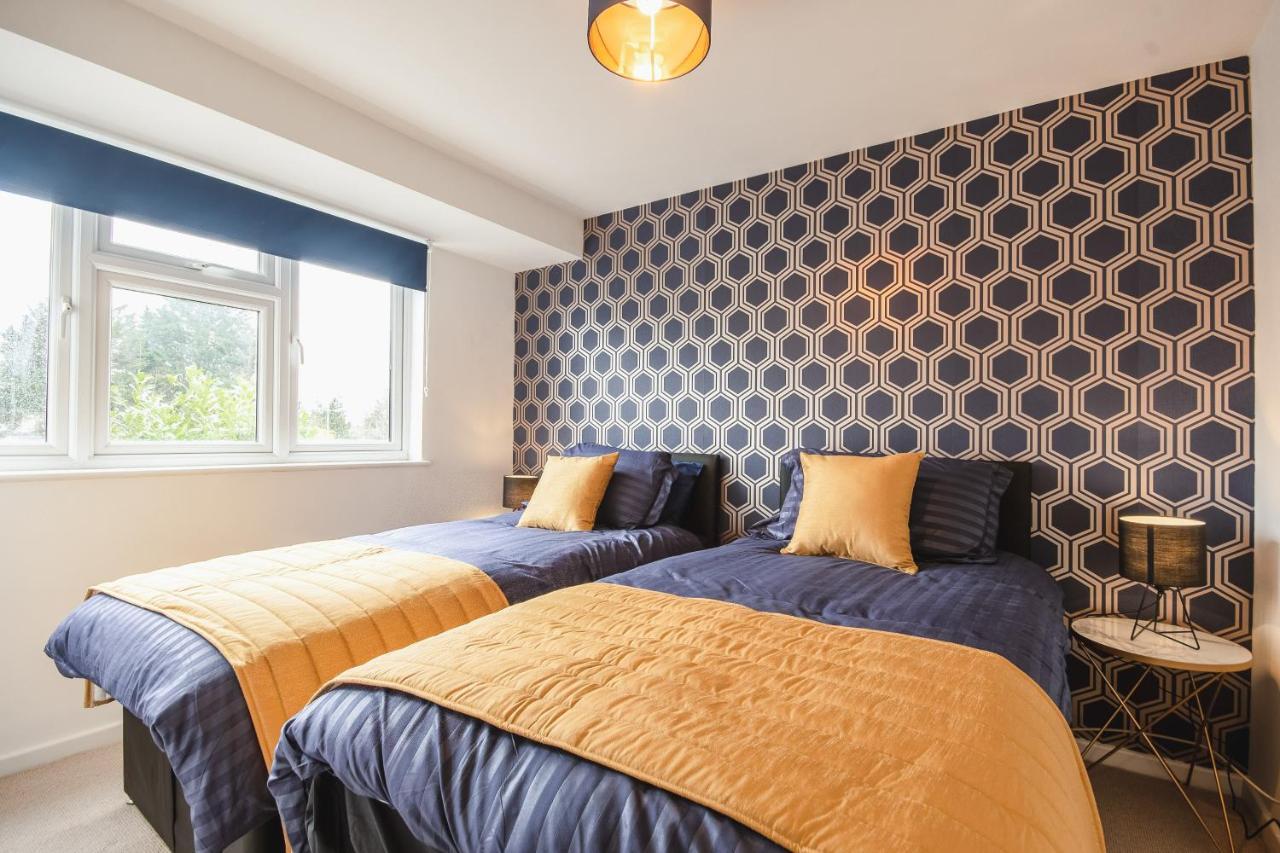 City Centre-Free Parking-2Mins From Station Canterbury Bagian luar foto