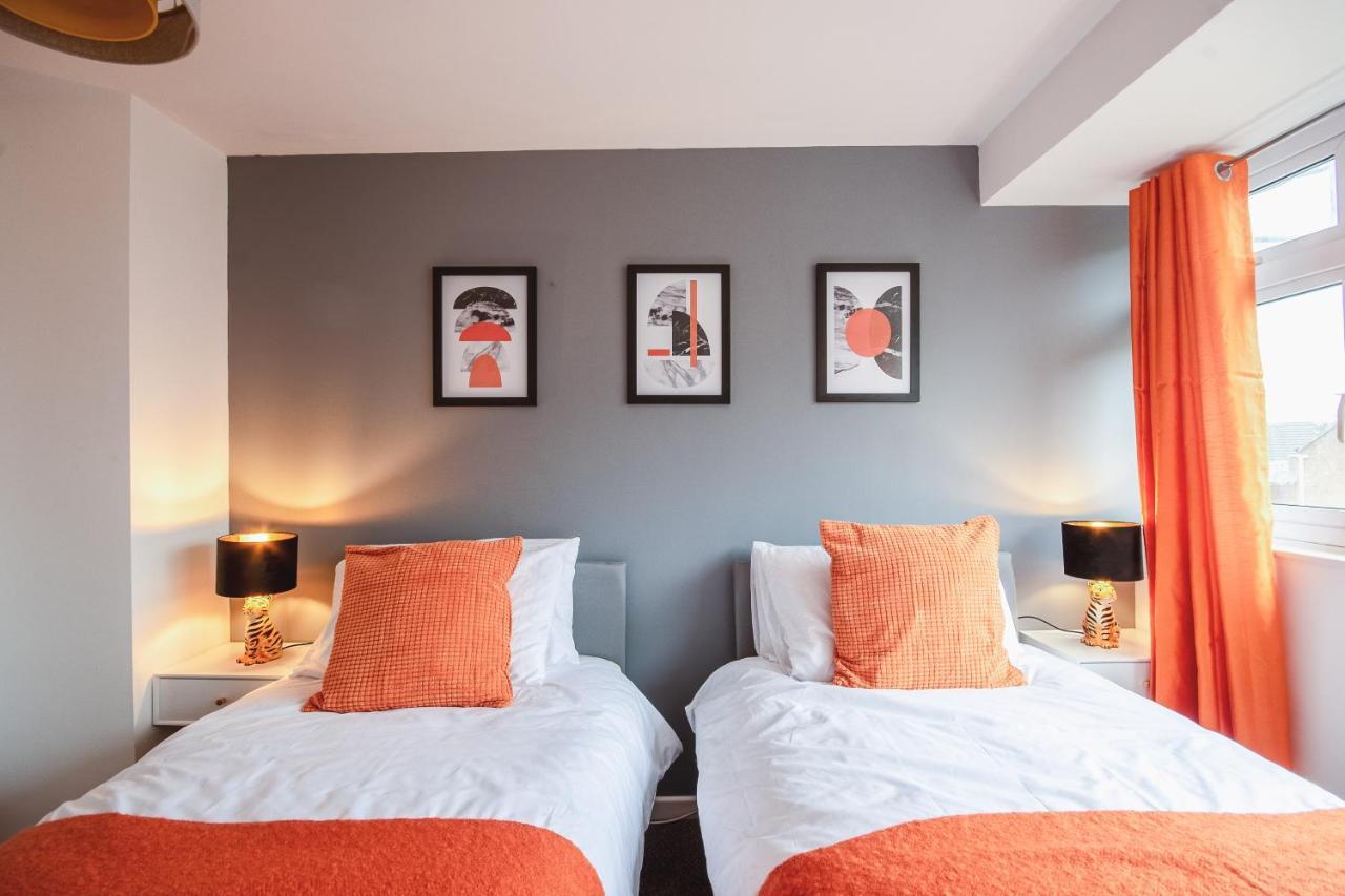 City Centre-Free Parking-2Mins From Station Canterbury Bagian luar foto